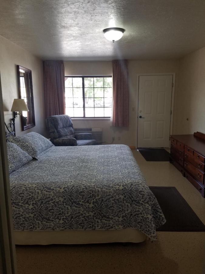 Butch Cassidy'S Hideout Motel Circleville Luaran gambar